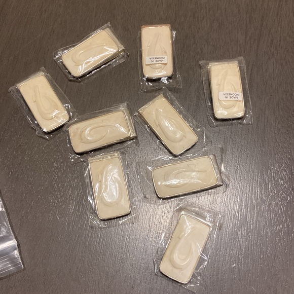 Ivory Fishhook Money Clip - Picture 7 of 7